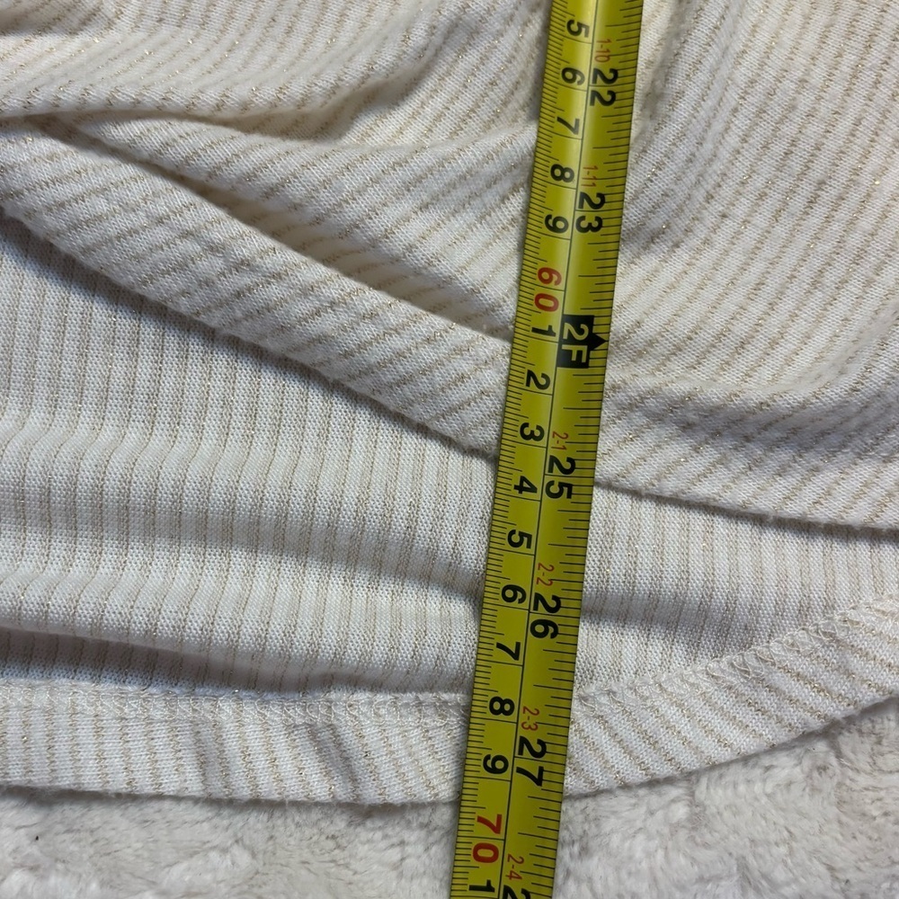 W5 Top Large Relaxed Fit White Cream Metallic Gold Pinstripes Knotted Front - Picture 16 of 16